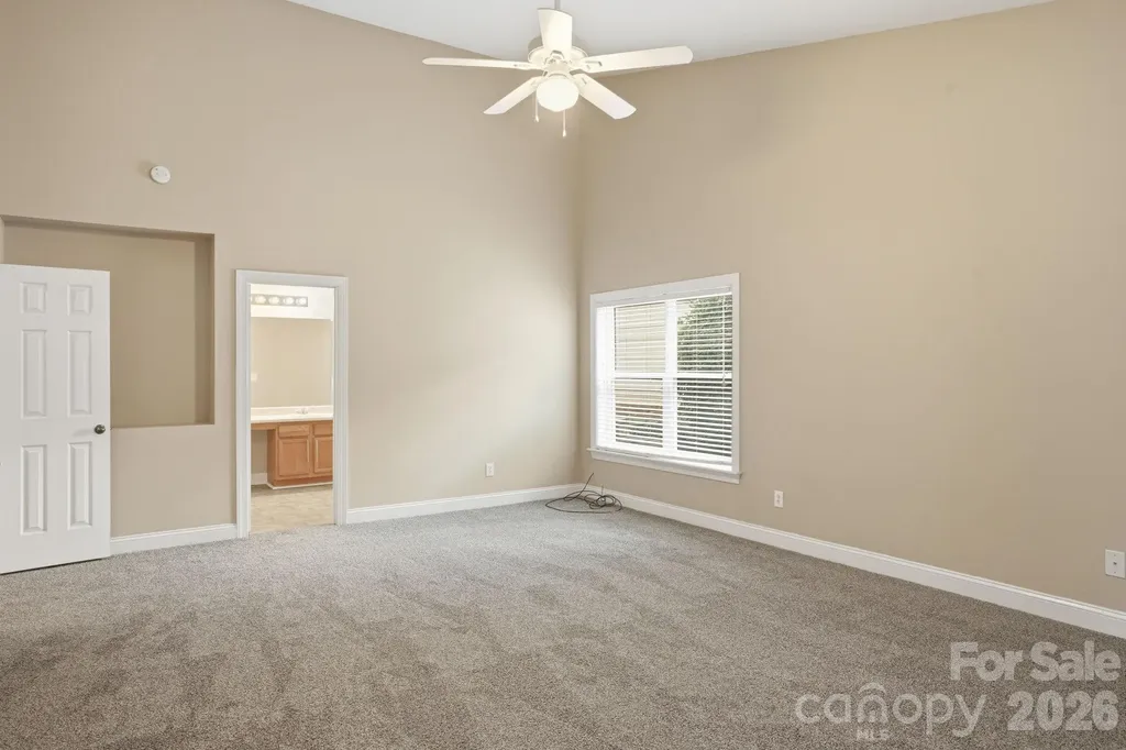 9527 Seamill Road Charlotte NC 28278
