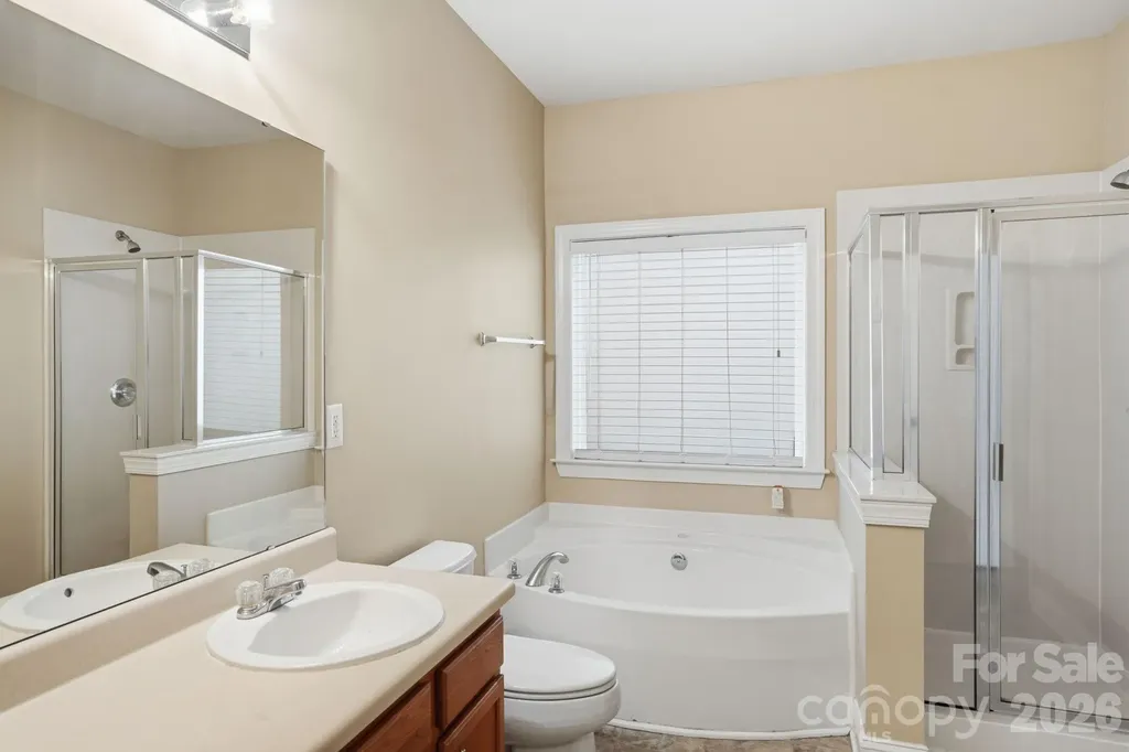 9527 Seamill Road Charlotte NC 28278
