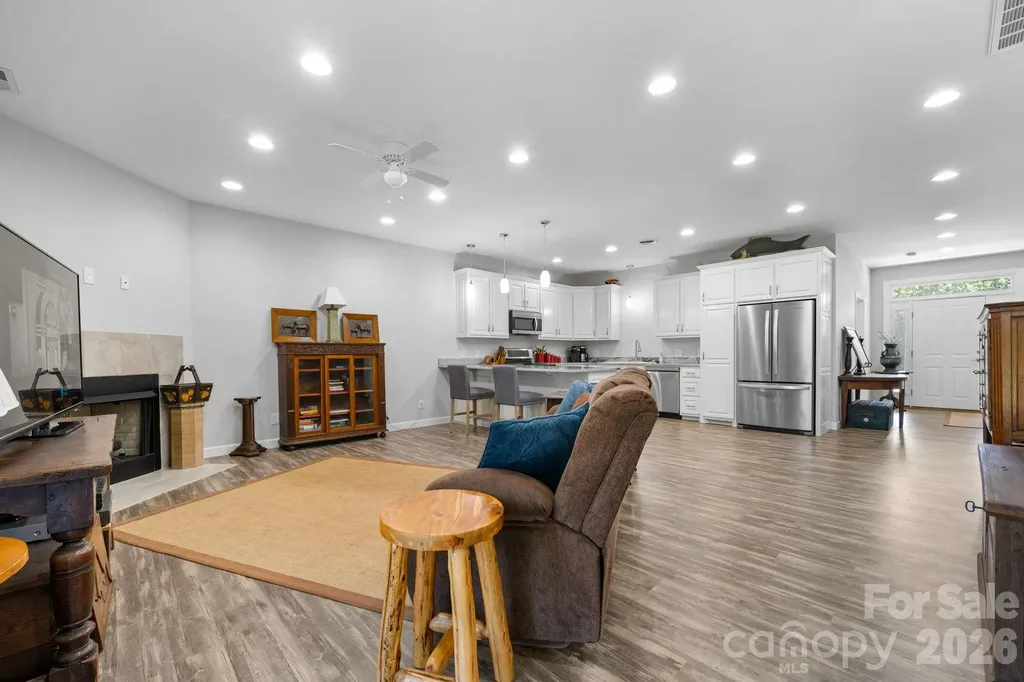 202 Ivy Court Morganton NC 28655