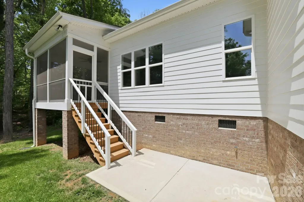 1004 E Sandy Ridge Road Monroe NC 28112