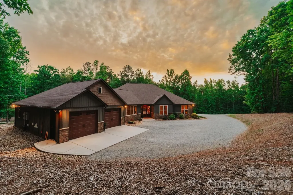 2620 Mathis Church Road Catawba NC 28609