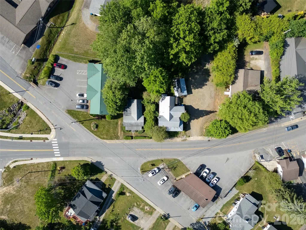 462 Walnut Street Waynesville NC 28786