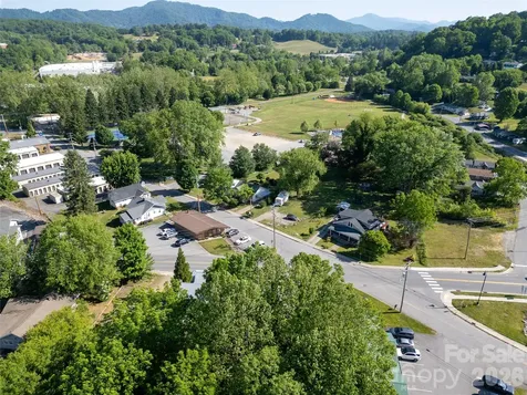 462 Walnut Street Waynesville NC 28786