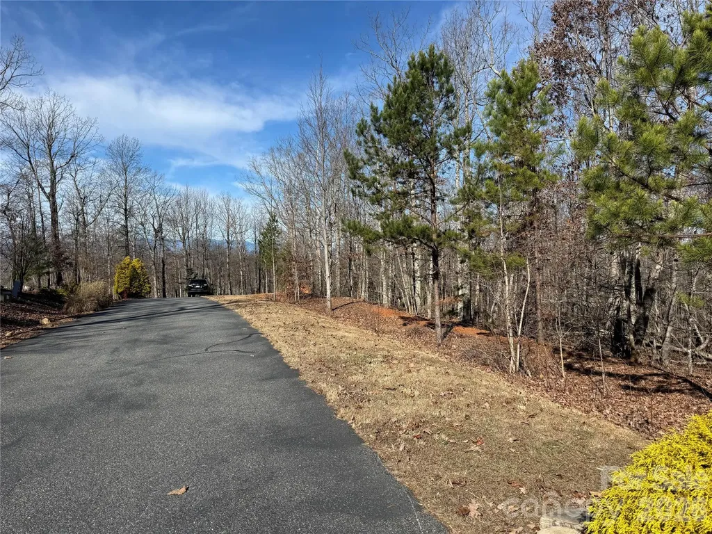 108 Woodgate Trail Nebo NC 28761