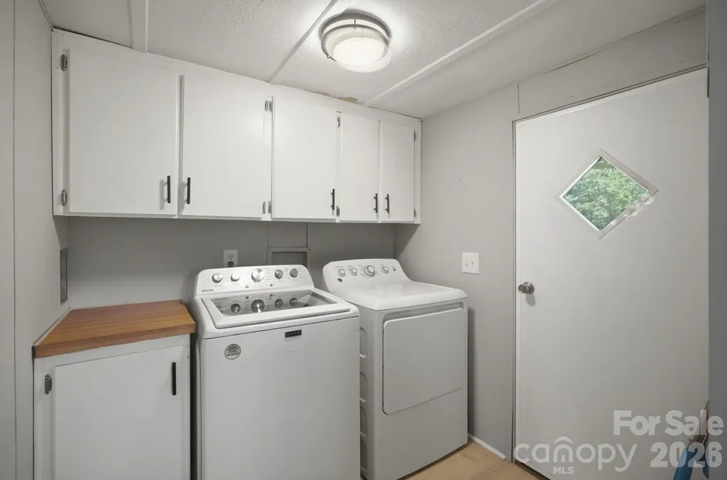 4377 Catawba Burris Road Denver NC 28037