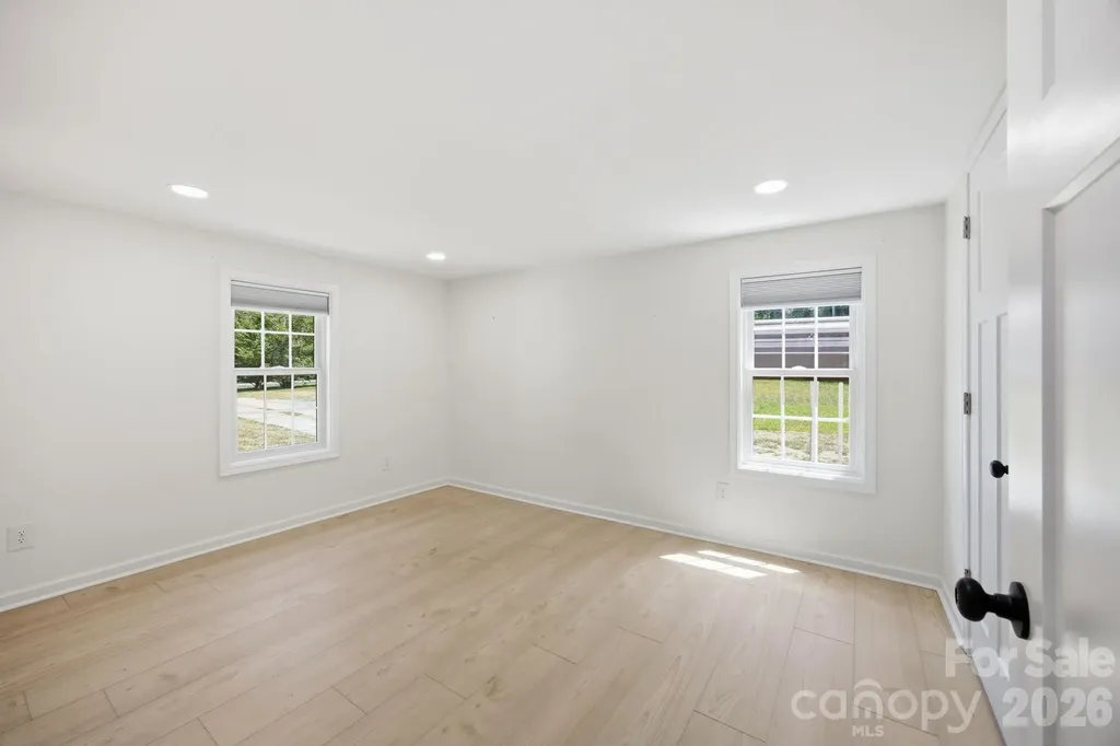 4377 Catawba Burris Road Denver NC 28037