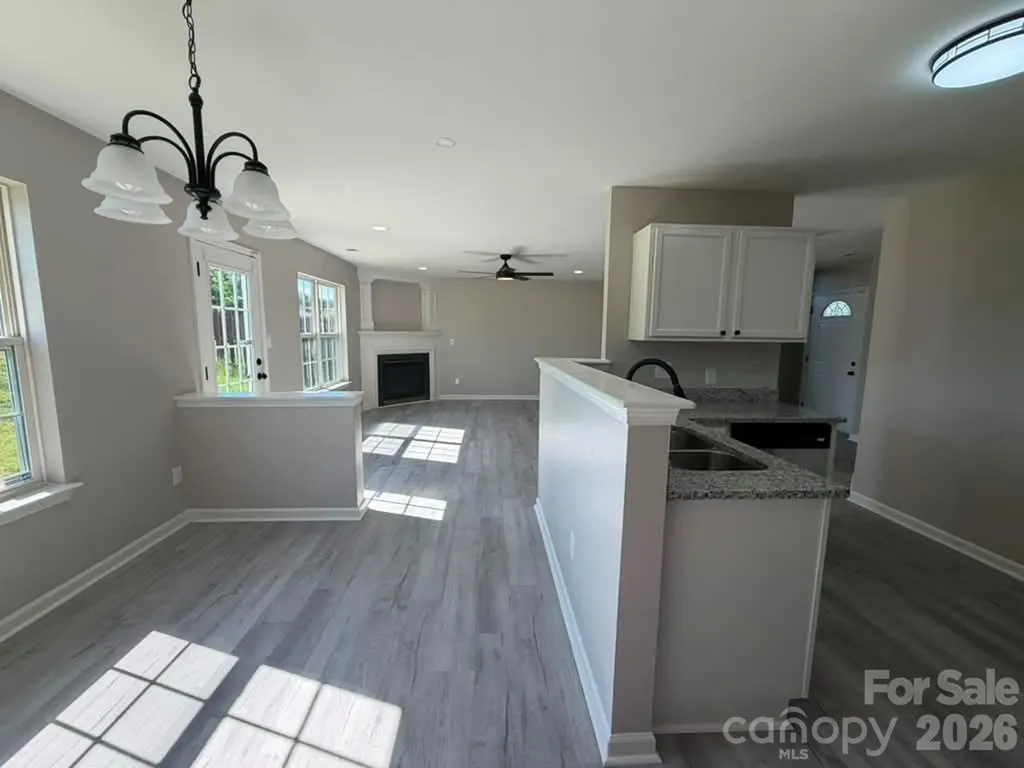 8207 Belmont Stables Drive Charlotte NC 28216