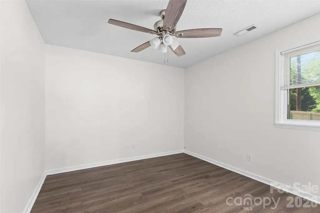 355 Weatherford Drive King NC 27021