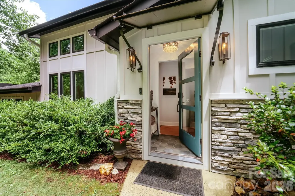 1452 S Country Club Drive Cullowhee NC 28723