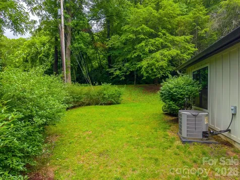 1452 S Country Club Drive Cullowhee NC 28723