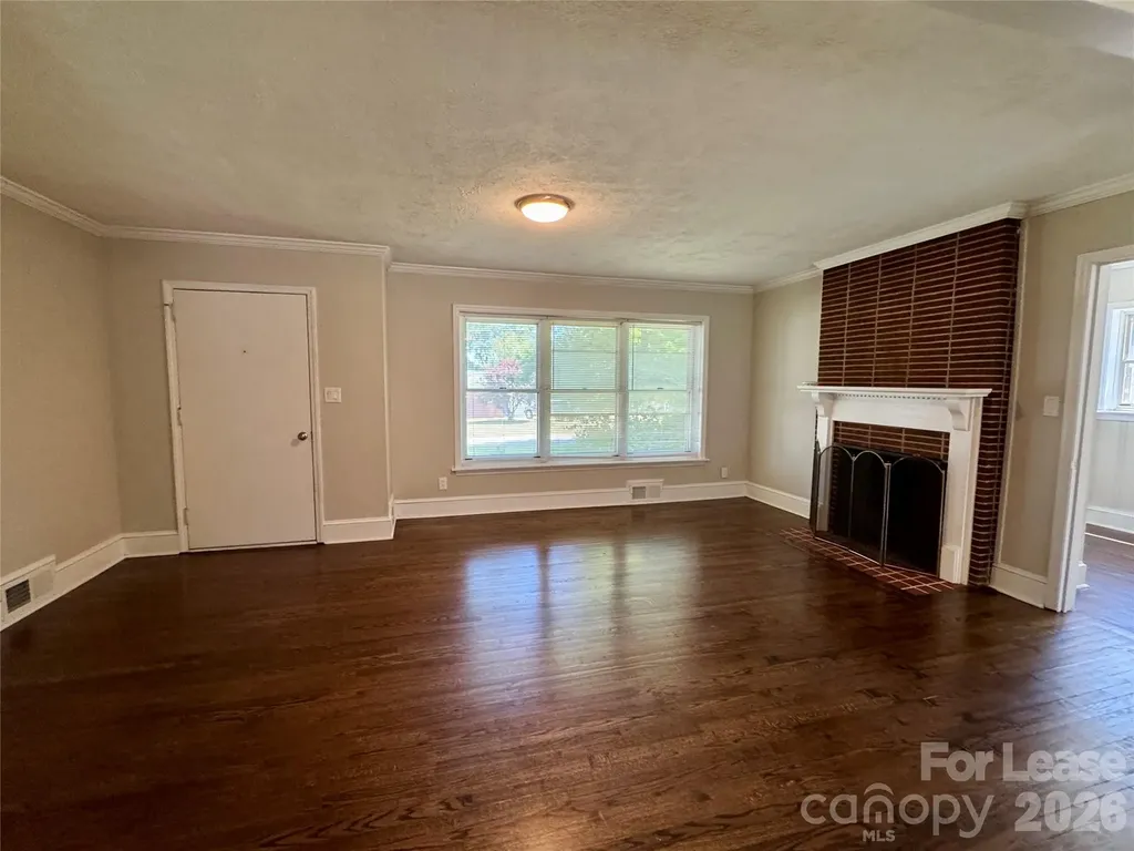 106 Crest Street Mount Holly NC 28120