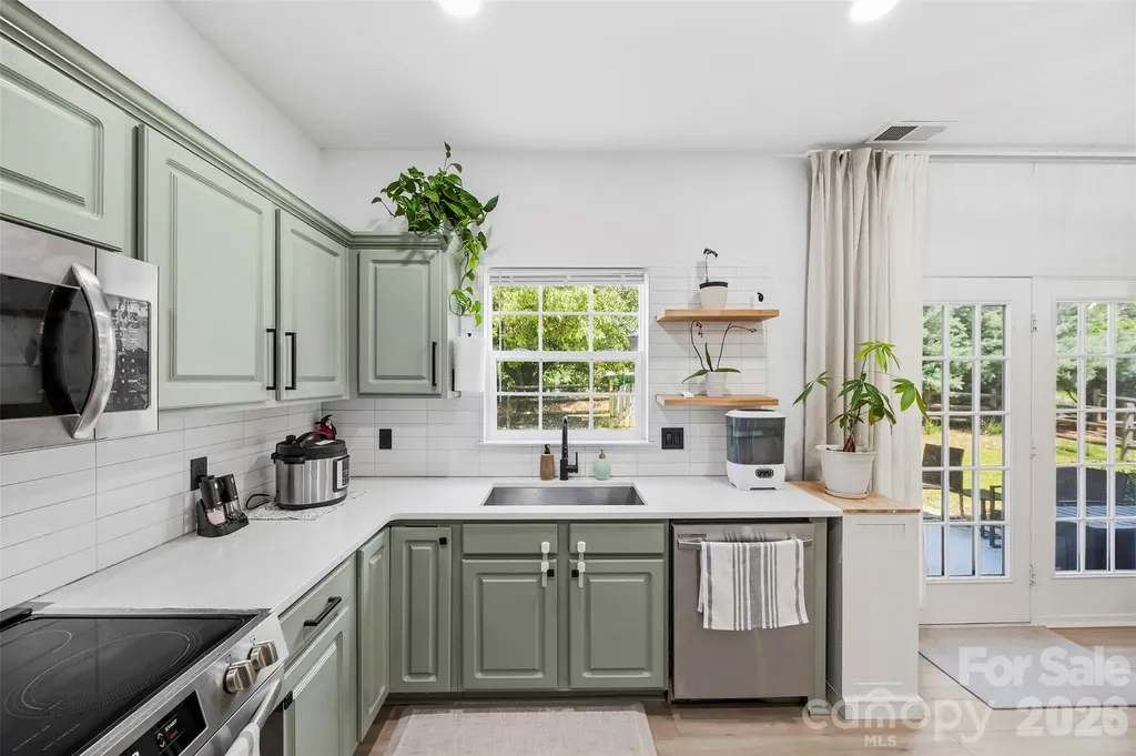 6058 Ironwood Court Harrisburg NC 28075