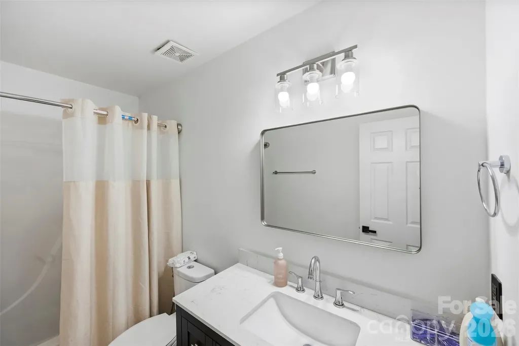 6058 Ironwood Court Harrisburg NC 28075