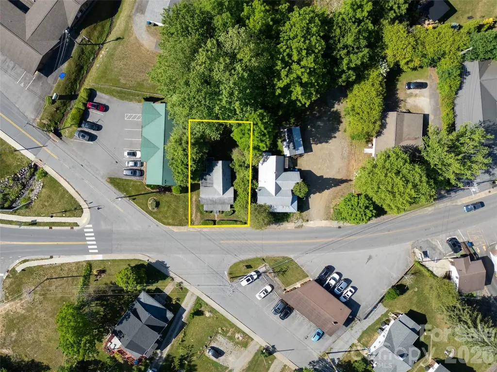 462 Walnut Street Waynesville NC 28786