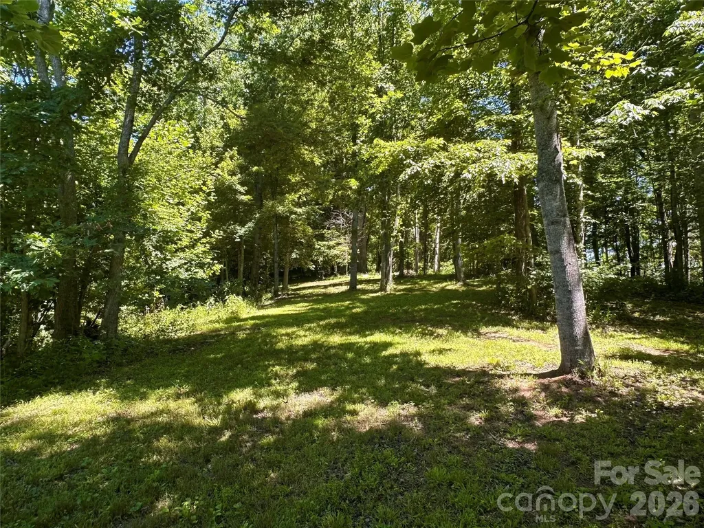2825 Harrell Hill Road Bakersville NC 28705