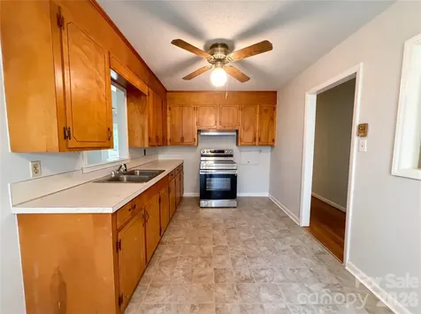 318 Mitchell Street Belmont NC 28012