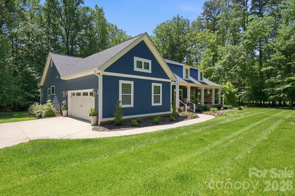 203 Spinnaker Court Lexington NC 27292