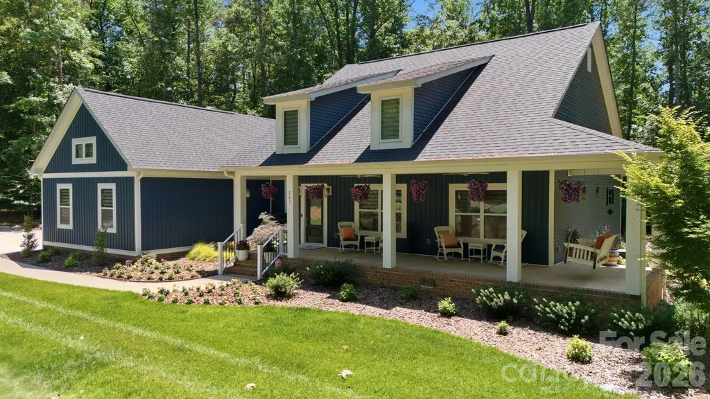 203 Spinnaker Court Lexington NC 27292