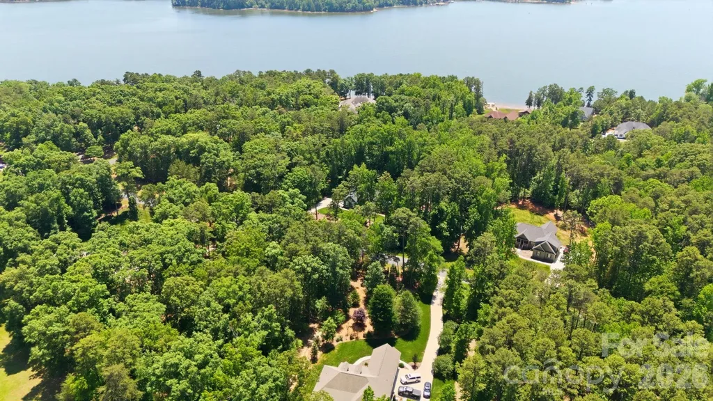 203 Spinnaker Court Lexington NC 27292