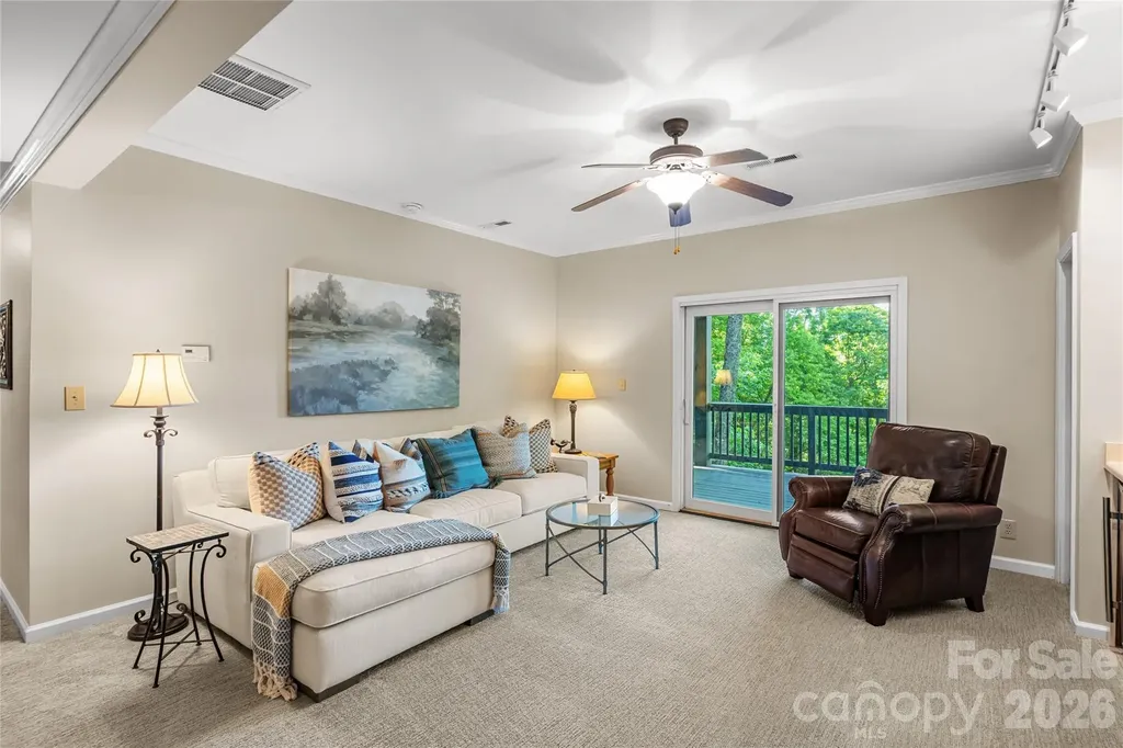 147 Club Colony Lane Lake Toxaway NC 28747