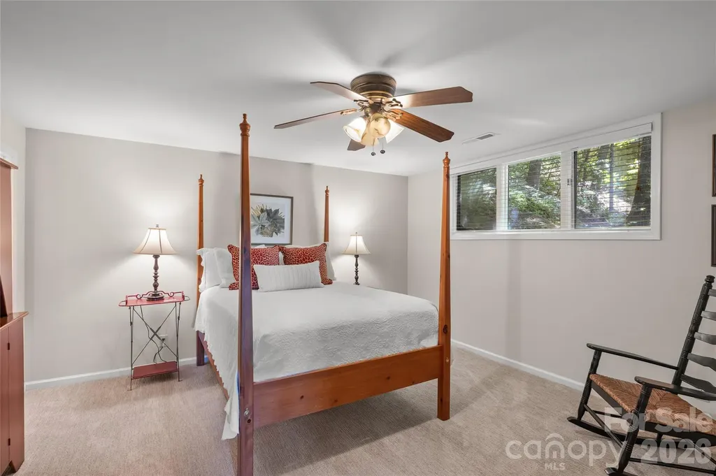 147 Club Colony Lane Lake Toxaway NC 28747