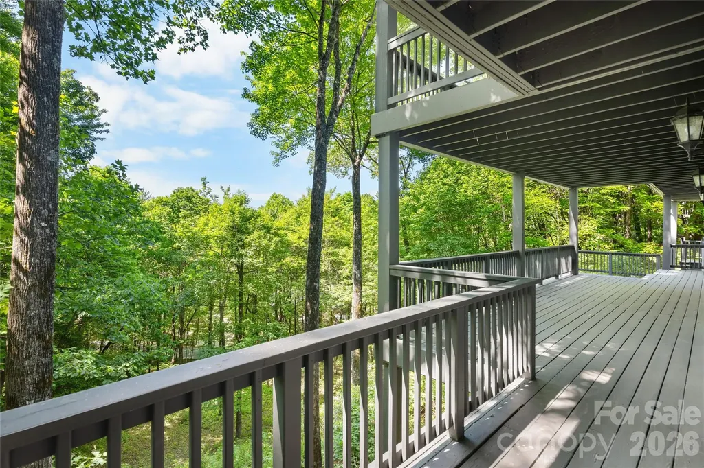 147 Club Colony Lane Lake Toxaway NC 28747