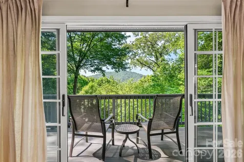 147 Club Colony Lane Lake Toxaway NC 28747