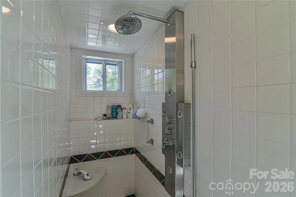 518 Forest Ridge Drive Mars Hill NC 28754