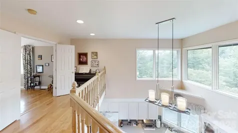 518 Forest Ridge Drive Mars Hill NC 28754