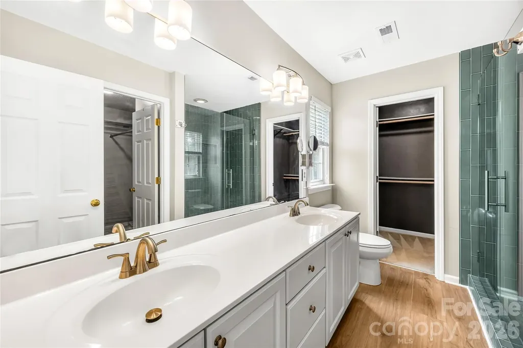 4710 Lenox Hill Place Charlotte NC 28269
