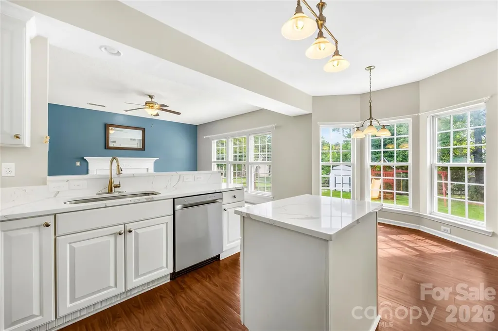 4710 Lenox Hill Place Charlotte NC 28269