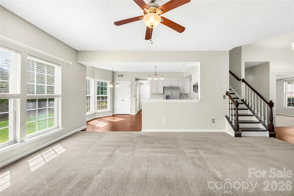 4710 Lenox Hill Place Charlotte NC 28269