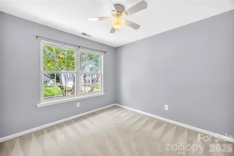 4710 Lenox Hill Place Charlotte NC 28269