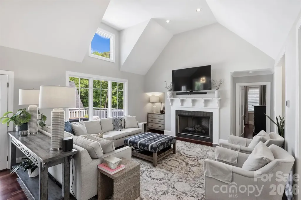 237 Hunter Lane Charlotte NC 28211