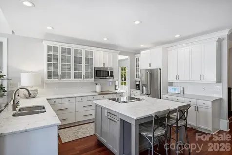 237 Hunter Lane Charlotte NC 28211