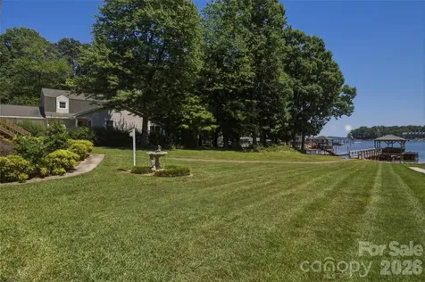 8226 Normandy Road Denver NC 28037