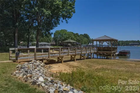 8226 Normandy Road Denver NC 28037