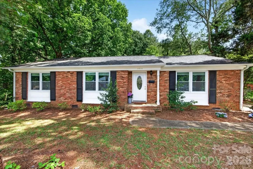 4914 Glenbrier Drive Charlotte NC 28212