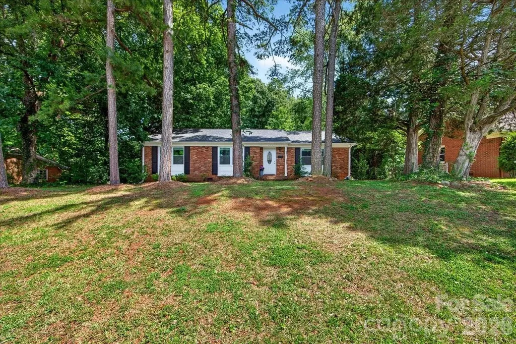 4914 Glenbrier Drive Charlotte NC 28212
