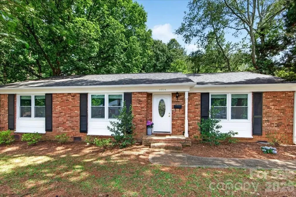 4914 Glenbrier Drive Charlotte NC 28212
