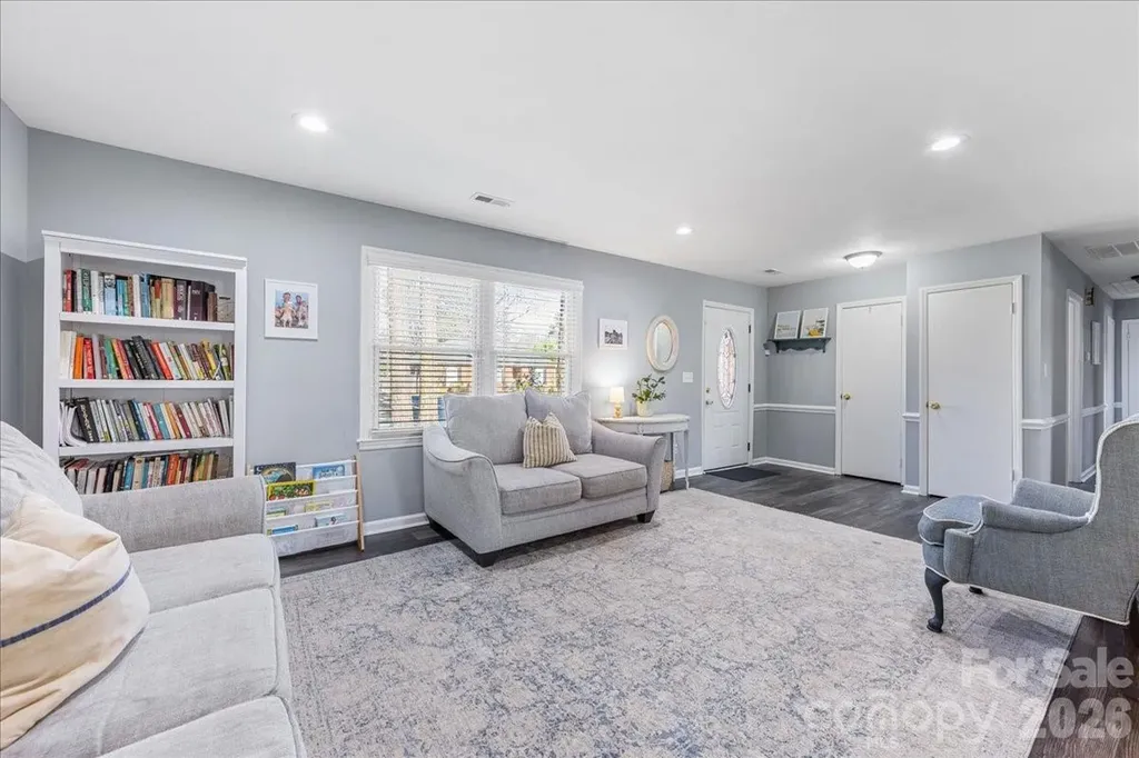 4914 Glenbrier Drive Charlotte NC 28212