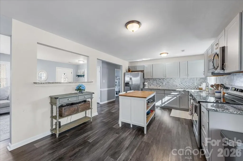 4914 Glenbrier Drive Charlotte NC 28212