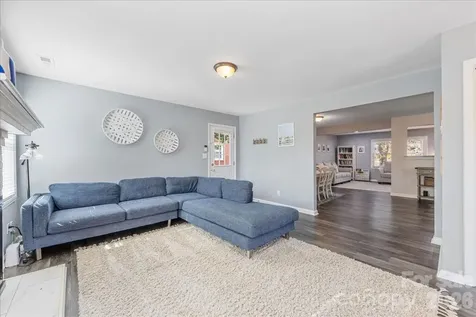 4914 Glenbrier Drive Charlotte NC 28212