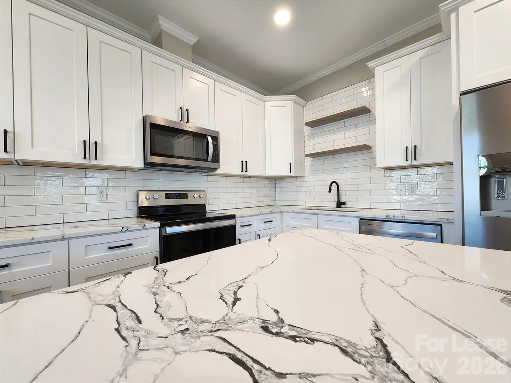 411 W 6th Avenue Gastonia NC 28052
