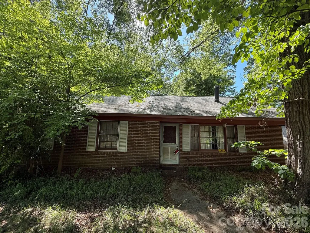 10100 Starwood Drive Charlotte NC 28215