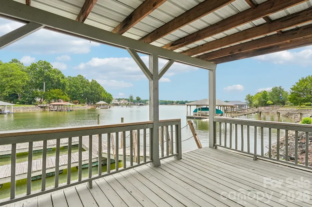 165 Prestwood Lane Mooresville NC 28117