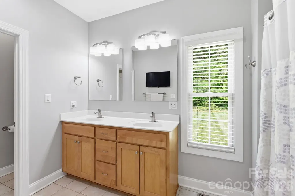 23 Moser Circle Taylorsville NC 28681