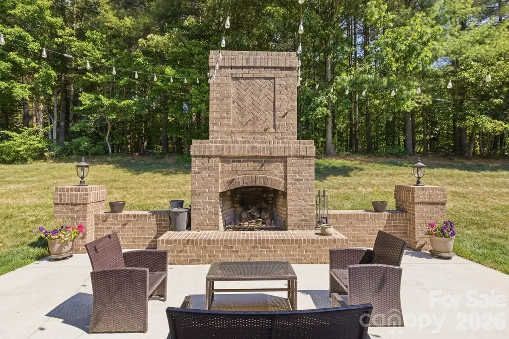 23 Moser Circle Taylorsville NC 28681
