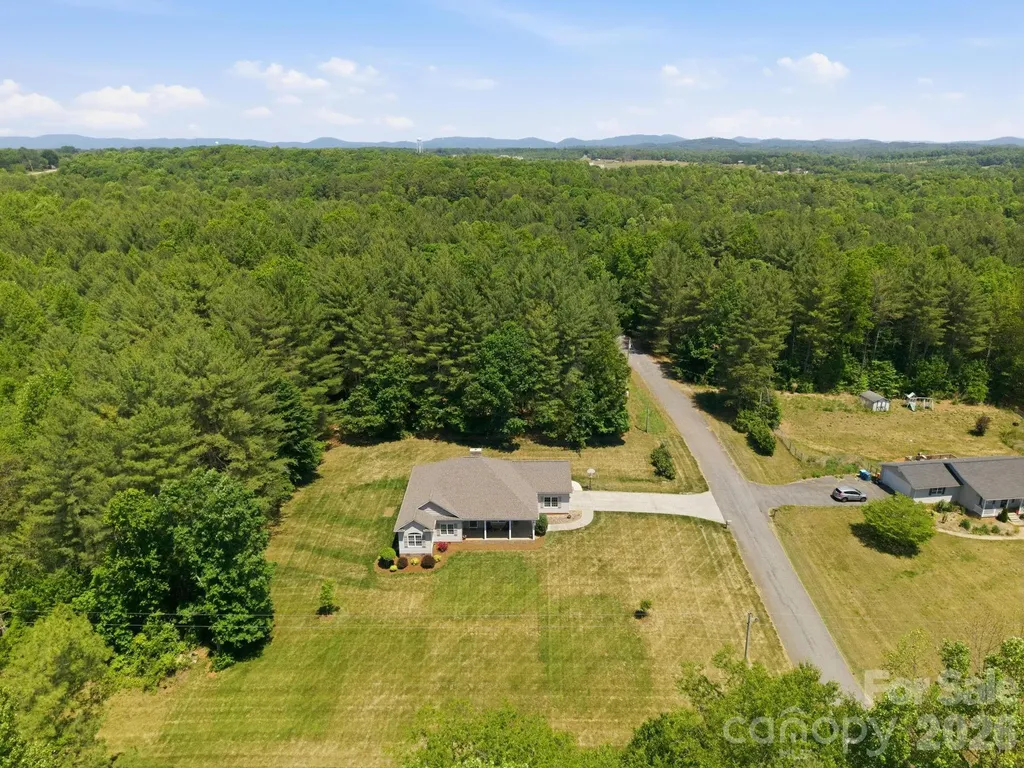 23 Moser Circle Taylorsville NC 28681