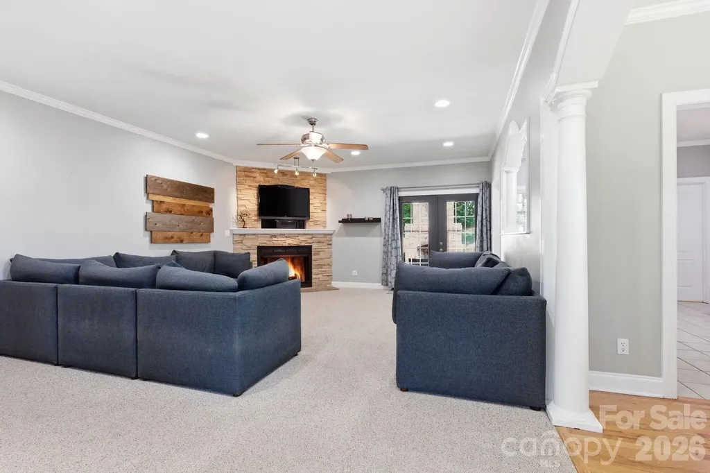 23 Moser Circle Taylorsville NC 28681